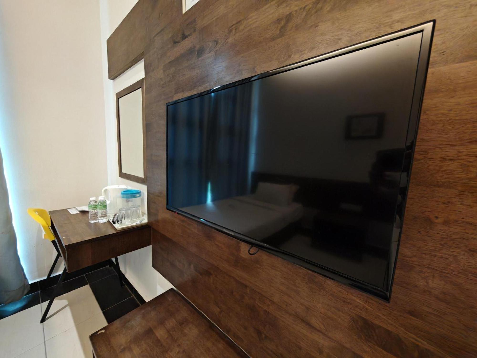 Citrine Hotel セリ・イスカンダル エクステリア 写真
